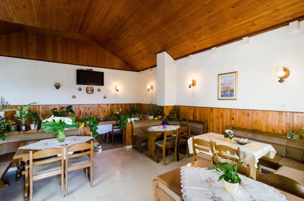 Guesthouse Moretic Orasac Quarto foto